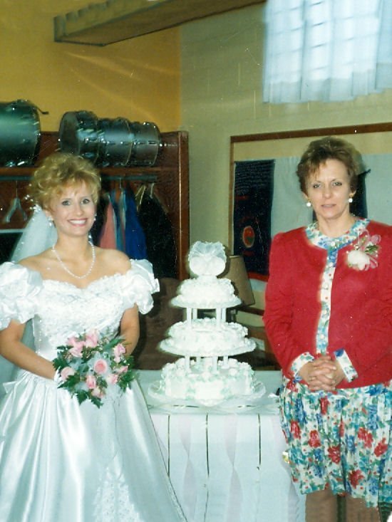 Jennie Lou KLINGBEIL - Photo 2