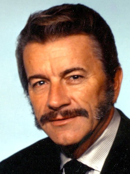 Robert John PRESTON - Photo 2