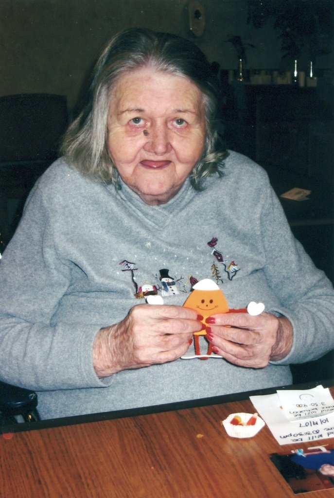 Susan Kanecki - Photo 2