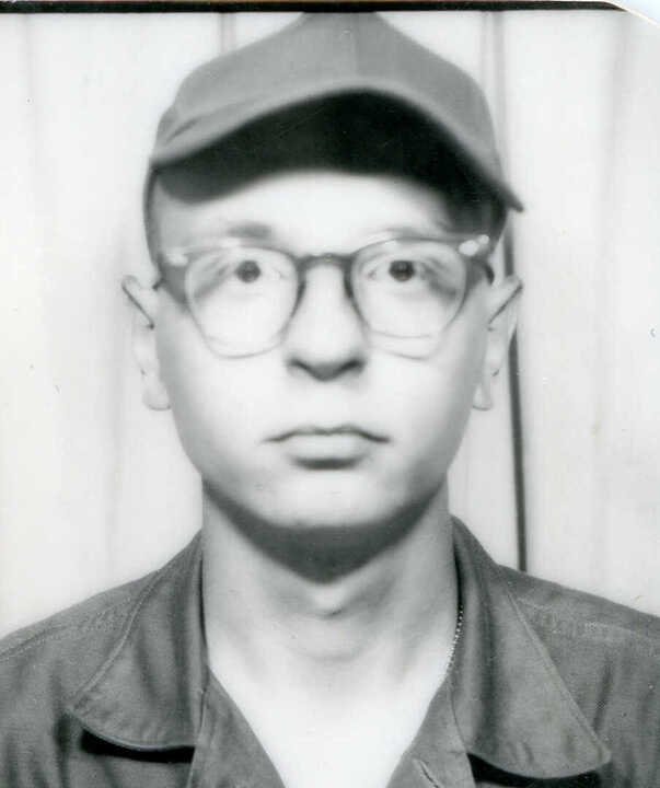 Martin Raymond Kasos - Photo 2