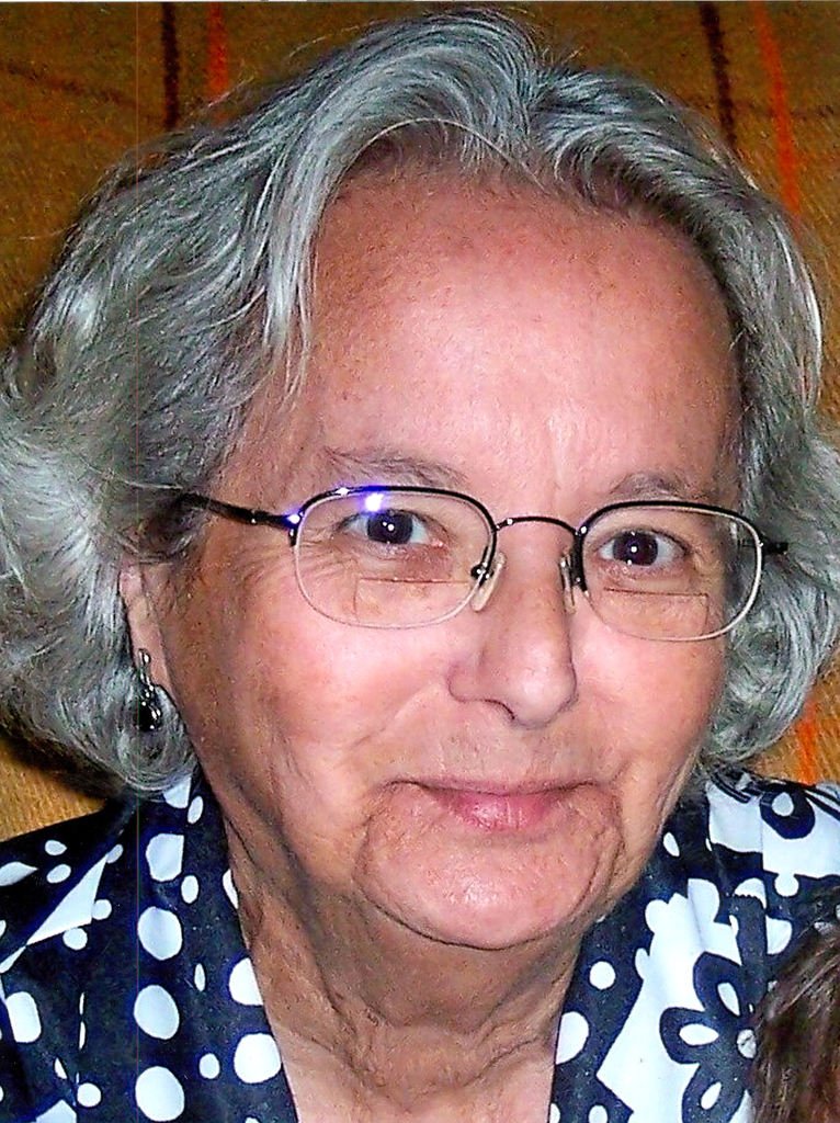 Judith Lenore Vite - Photo 2