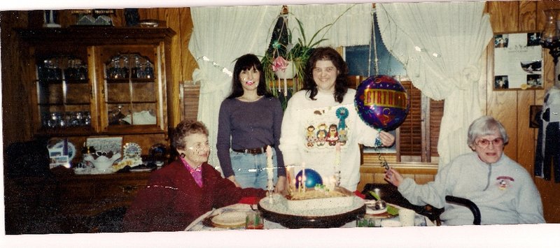 Judy Ruth Carelli - Photo 11