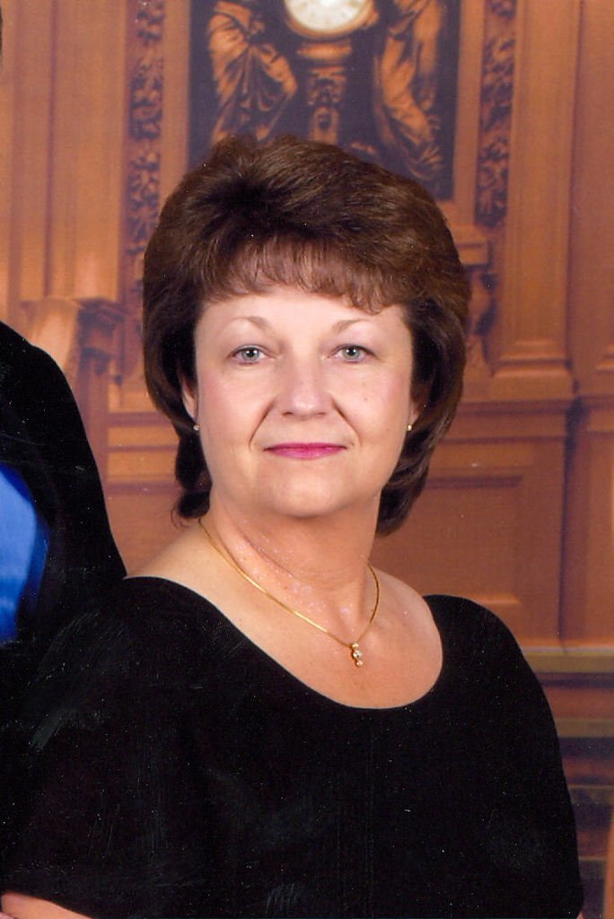 Donna Grisham - Photo 2