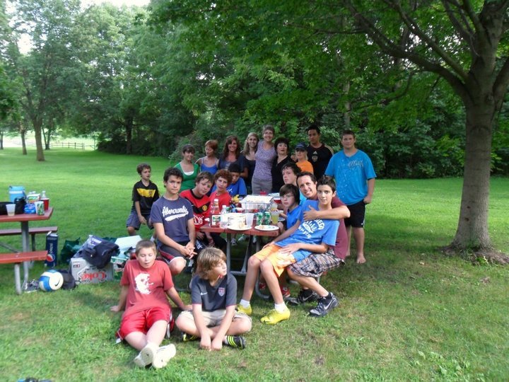 Aaron Michael Castona - Photo 3