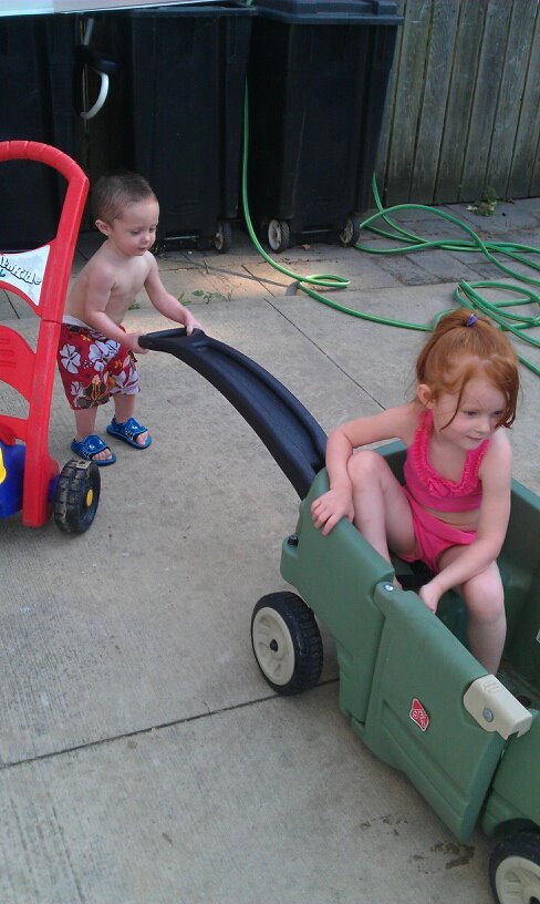 Ethan Noah Grandow-Vargas - Photo 6