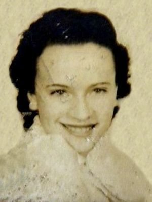 Amelia Vena - Photo 4