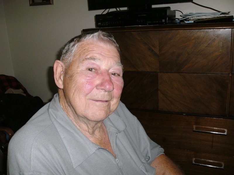 Edward Julius Yuenkel - Photo 5