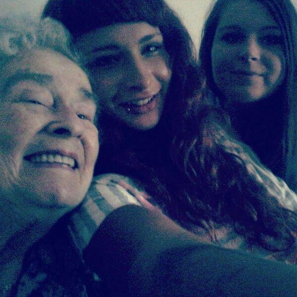 Mary Ann Landa - Photo 2