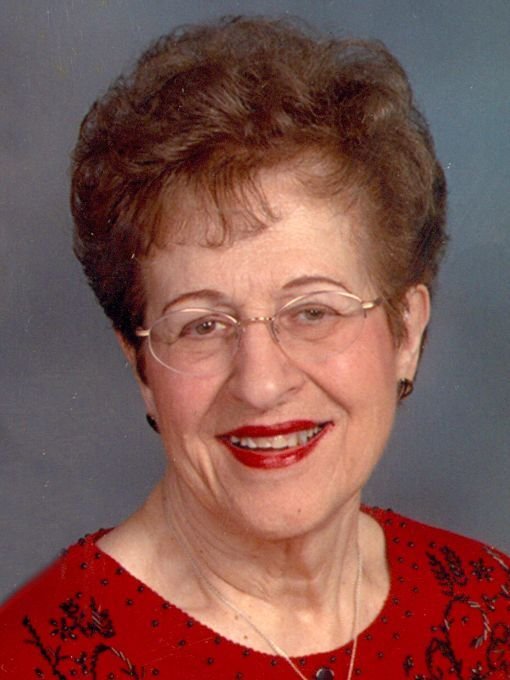 Aurora M. Volpendesta