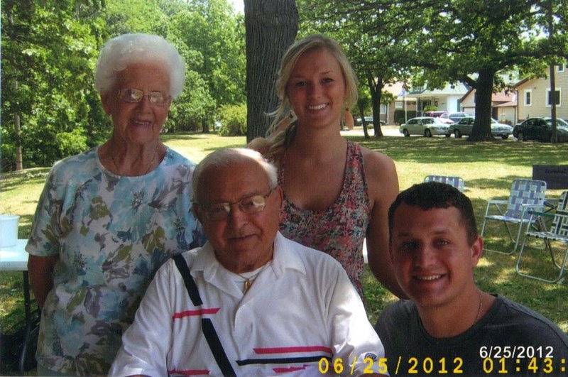 Michael Rudolph Montemurro - Photo 89