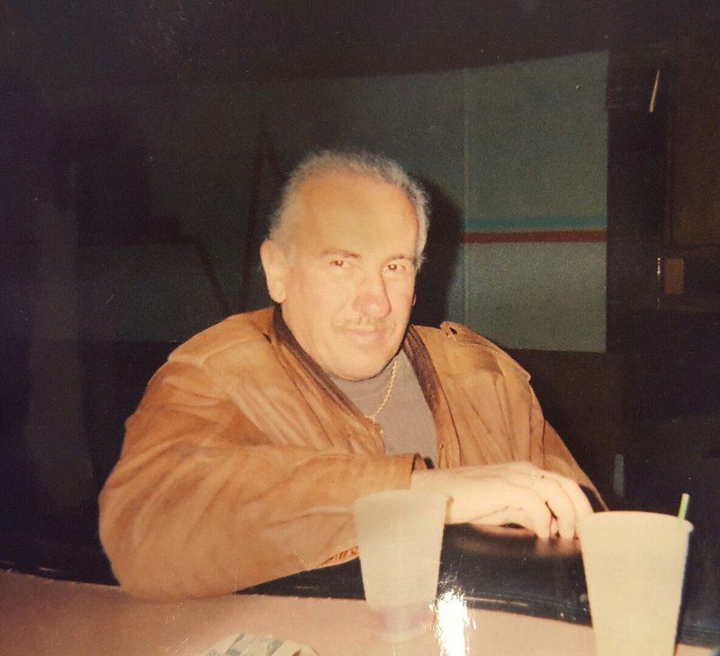 William Lee Bougneit - Photo 3