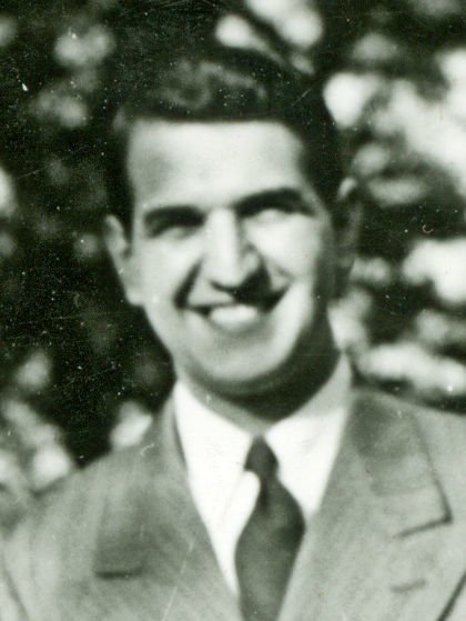 Michael Costanzo - Photo 2