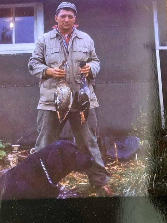 James E. Leuck - Photo 6