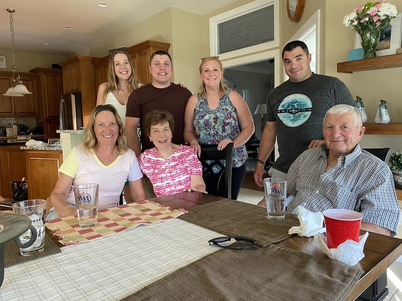 James E. Leuck - Photo 15