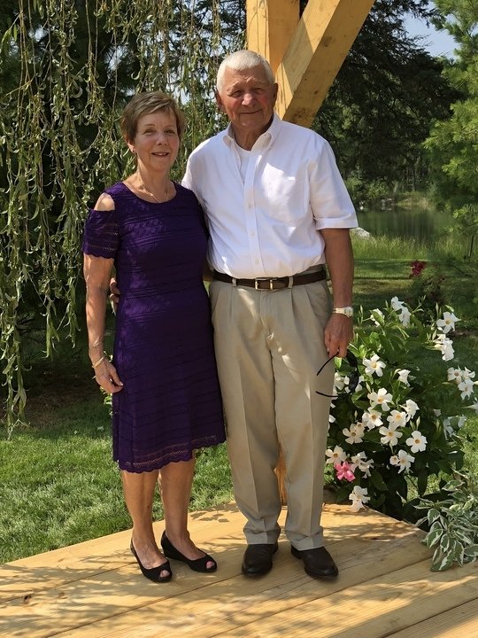 James E. Leuck - Photo 51