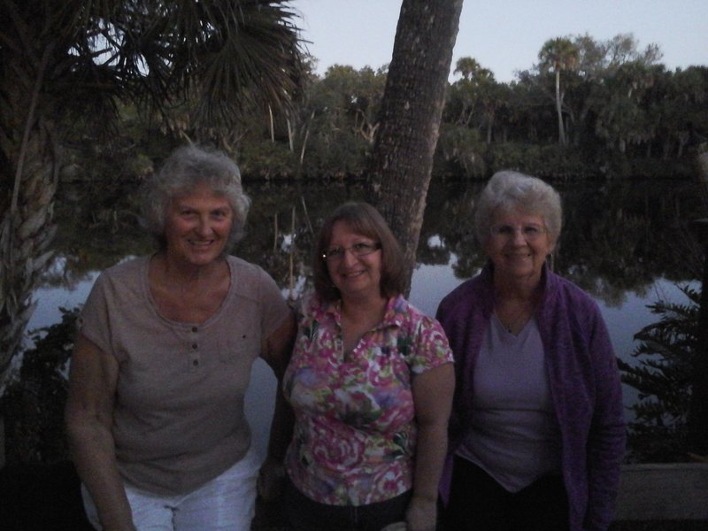 Suzanne Val Miller - Photo 2