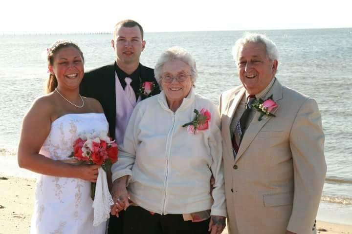 Martha V Zarletti - Photo 3