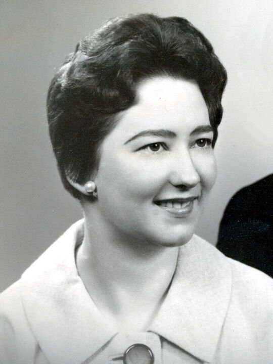 Jeanne M. Nicolazzi - Photo 2