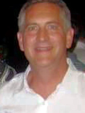 Toby Lee Schlenker - Photo 3