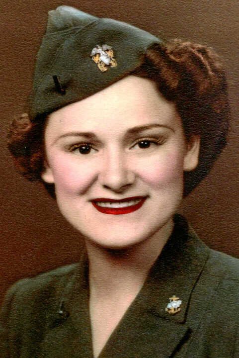 Sarah Janella Labanowsky - Photo 2