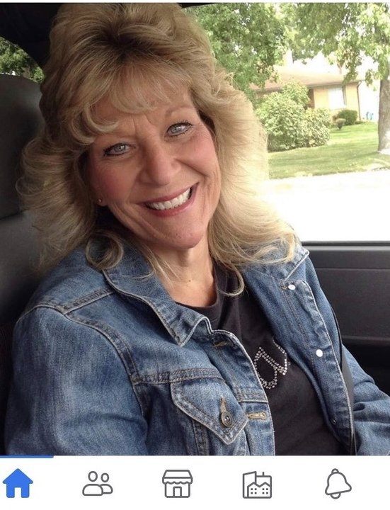 Joan Elizabeth Zarletti - Photo 4