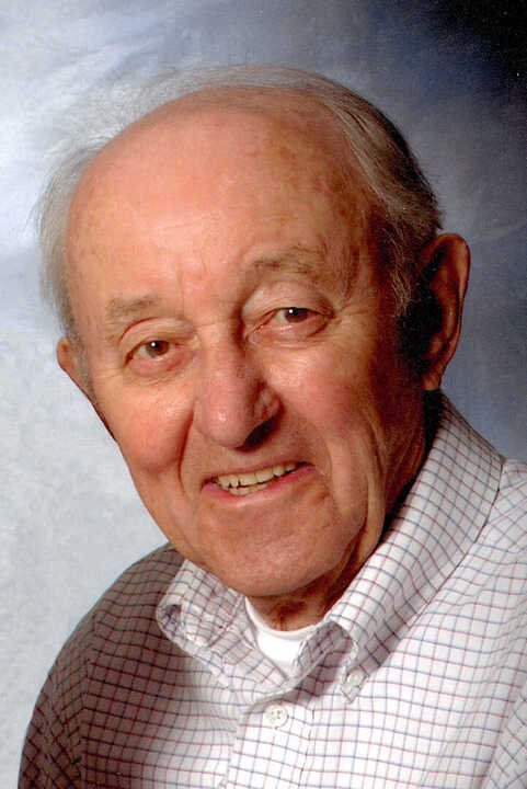 Donald Frank Preiss - Photo 3