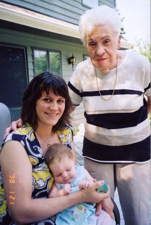 Doris E. Galligan - Photo 5