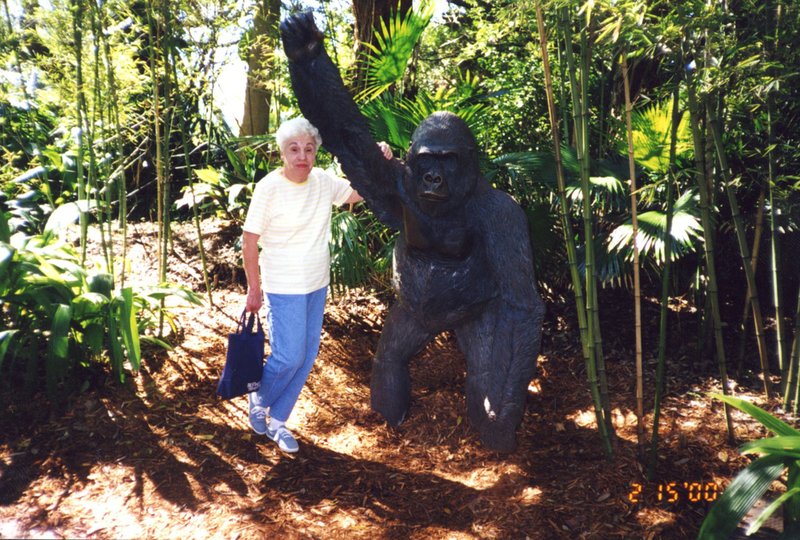 Doris E. Galligan - Photo 10