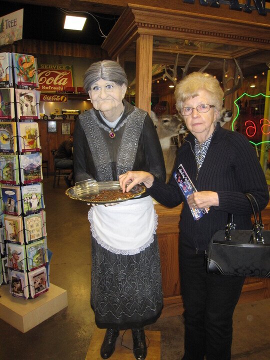 Janis C. Walker - Photo 3