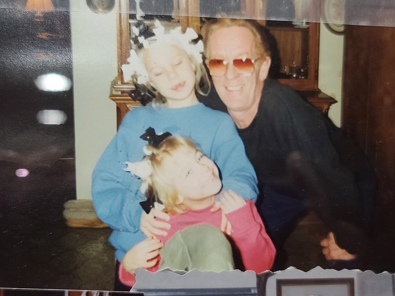 Peter C. Gollinger - Photo 13