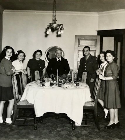 Theresa Crewe - Photo 3