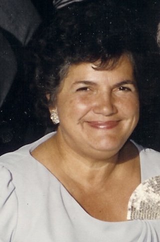 Theresa Crewe - Photo 15