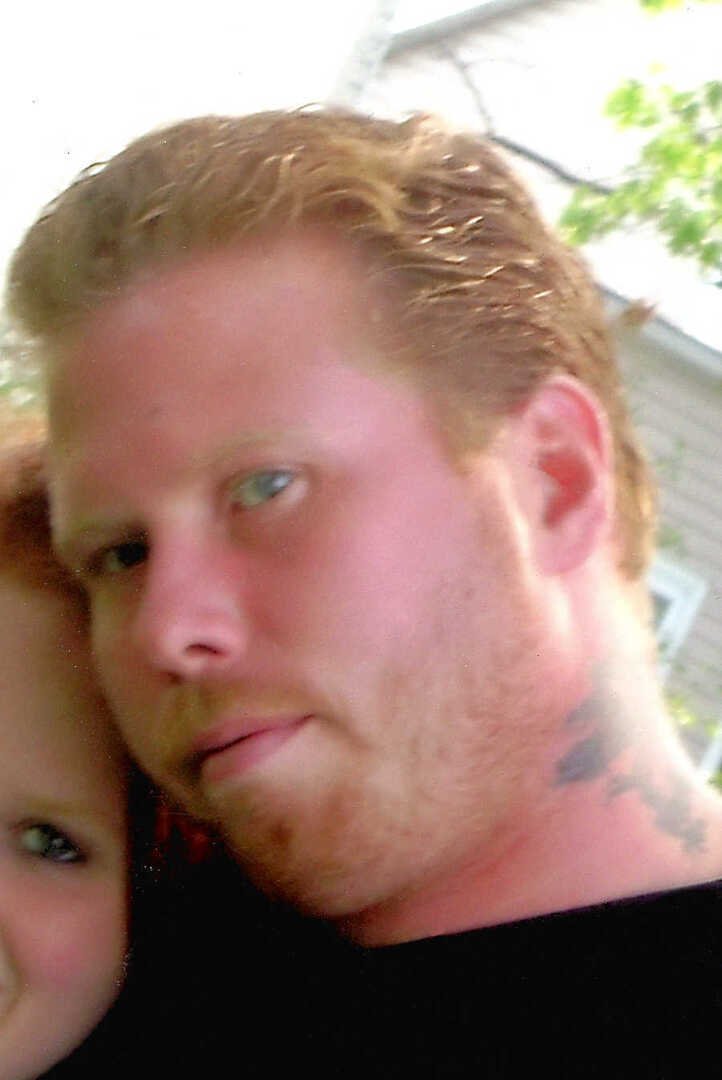 Michael Christopher Martinson - Photo 2