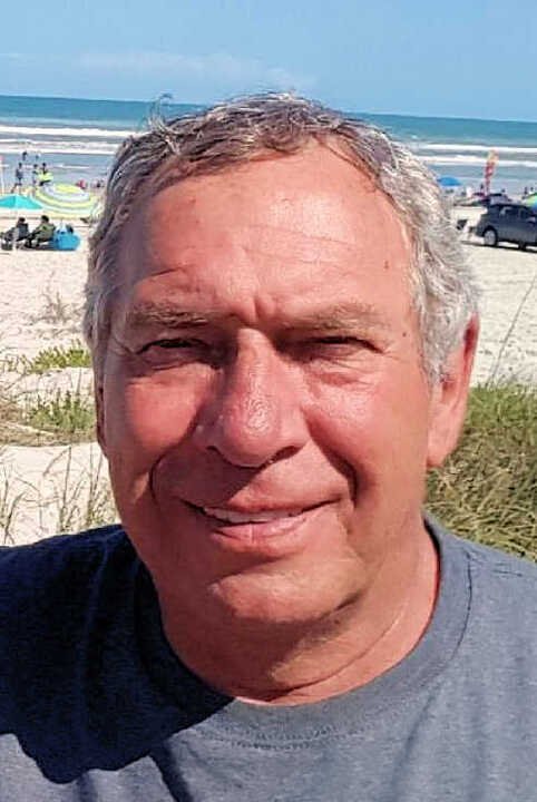 Jerry Wayne Lewis - Photo 2