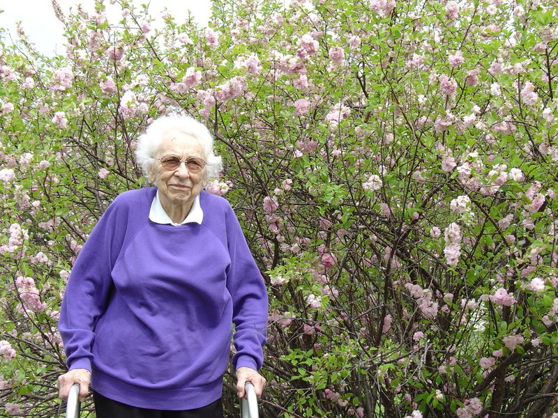 Mildred Elizabeth Becker - Photo 4