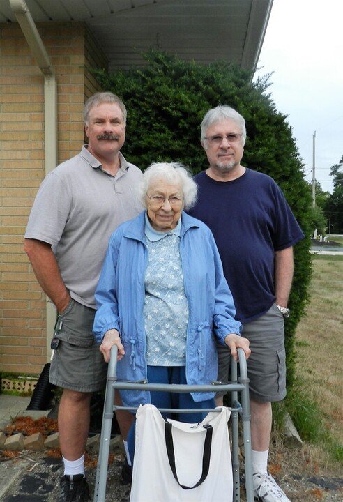 Mildred Elizabeth Becker - Photo 7