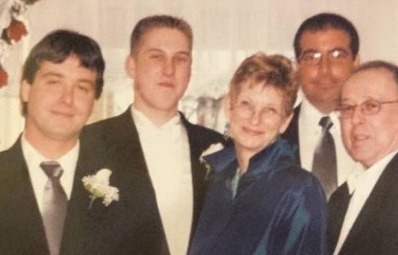 Donna Lee Delles - Photo 2