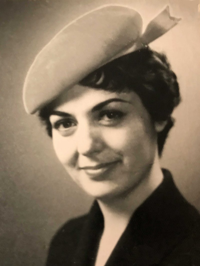 Gail Agnes Walker - Photo 2