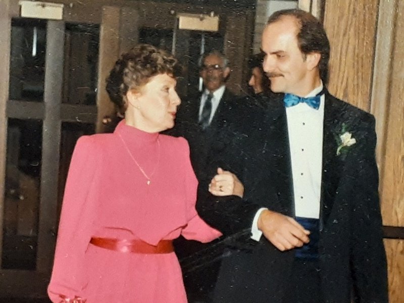 Gary M. Moddes - Photo 4