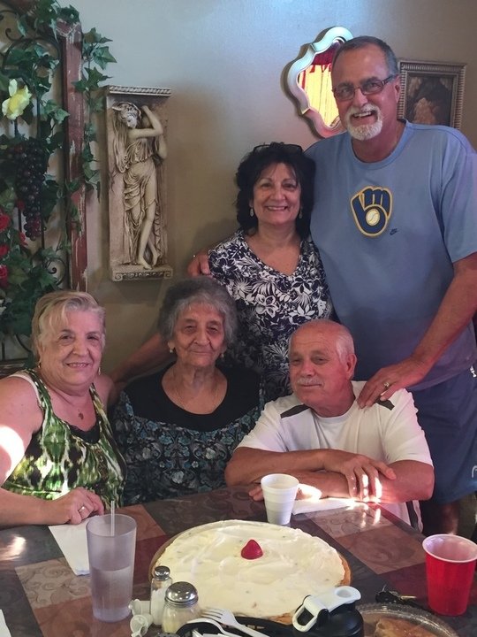 Bruce James Bennett - Photo 7