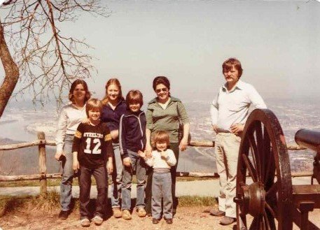 John F Sharapata - Photo 8