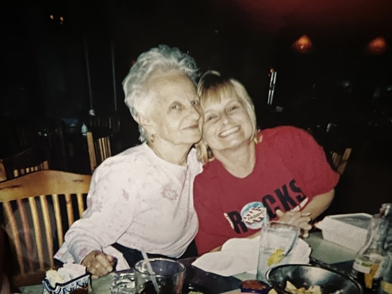 Milka Simonovich - Photo 6