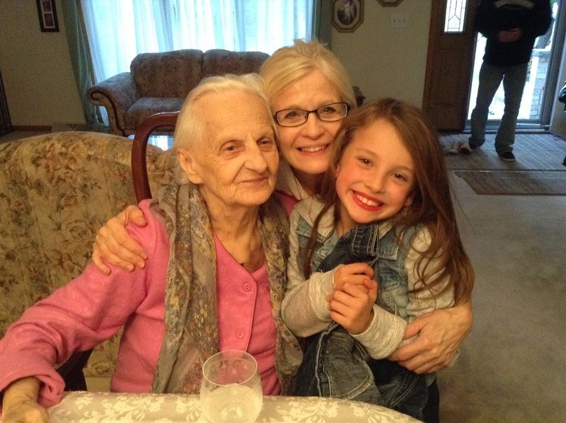 Milka Simonovich - Photo 12