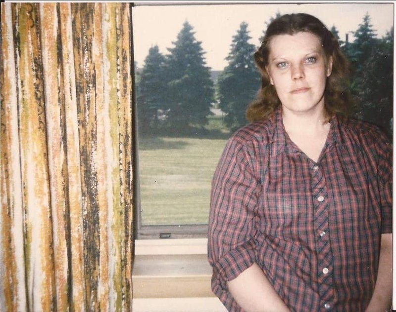 Karen L. Bamrungratana - Photo 3