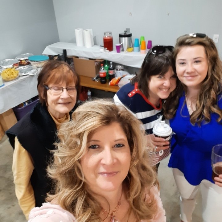 Yvonne Cheryl Zalewski - Photo 24