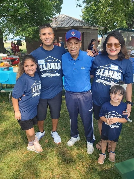 Aucencio M. Llanas - Photo 6