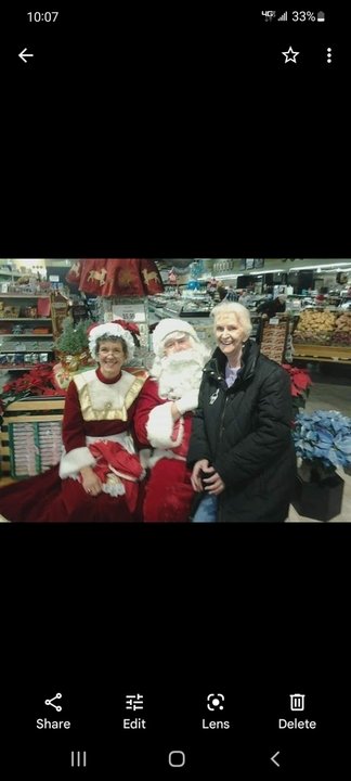 Catherine Wynne - Photo 2