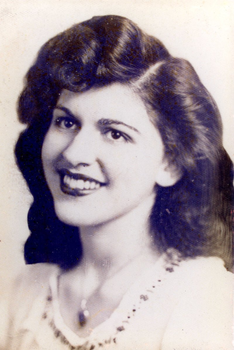 Eleanor J. Hogan - Photo 2