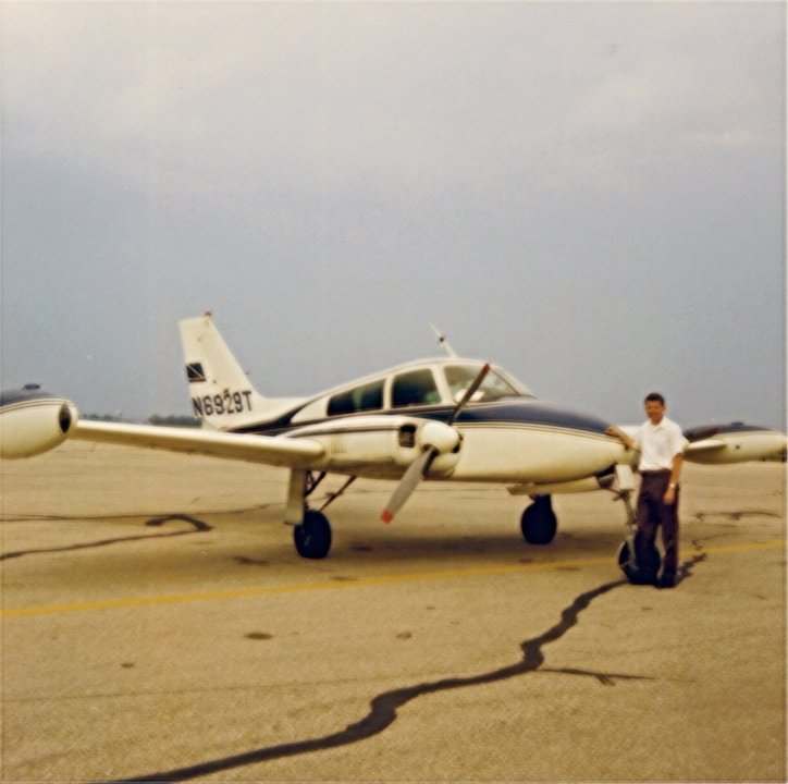 Robert Gene Clarke - Photo 4