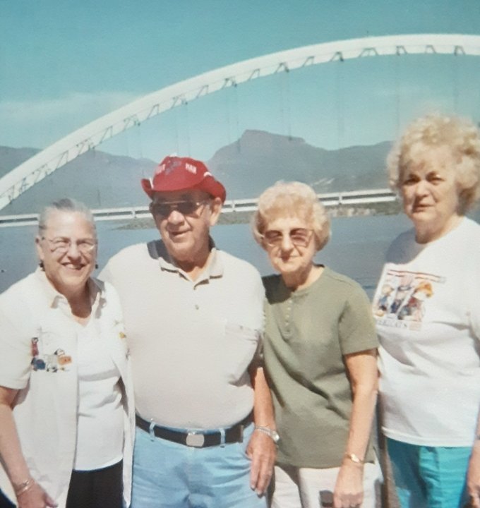 Shirley Dorothy Amore - Photo 3